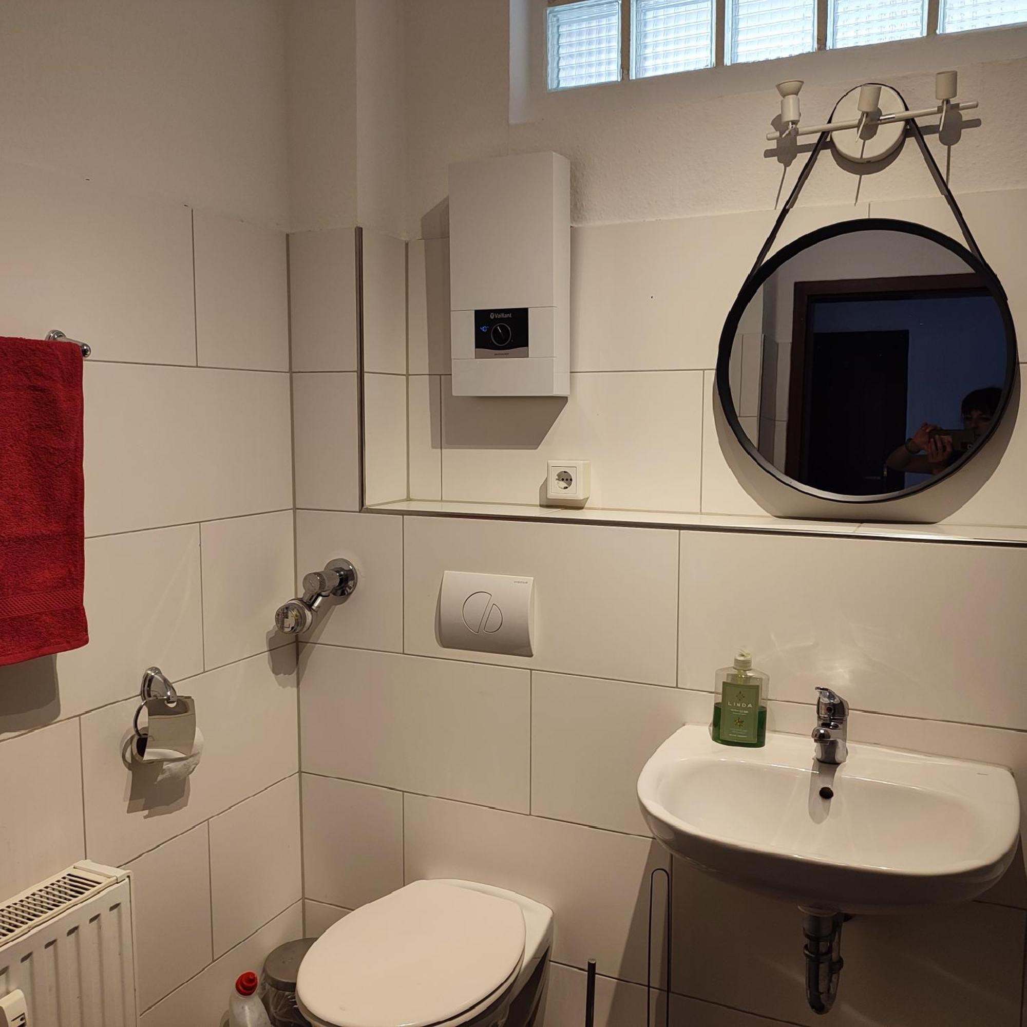 Ferienwohnung Monteurwohnung Messewohnung Duisburg Sued Grenze Duesseldorf 6 Personen Exterior foto
